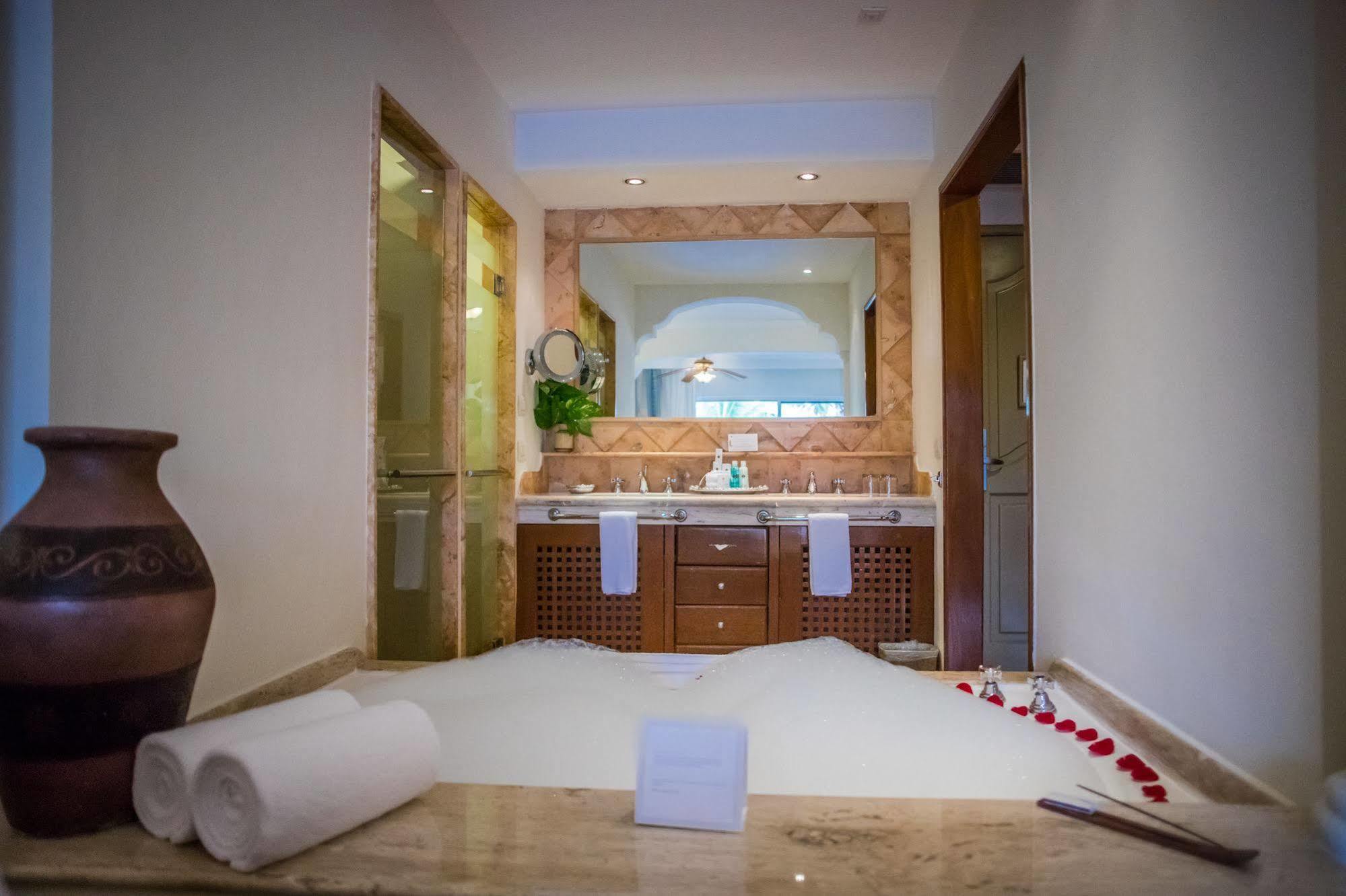 Excellence Riviera Cancun (Adults Only) Puerto Morelos Eksteriør bilde